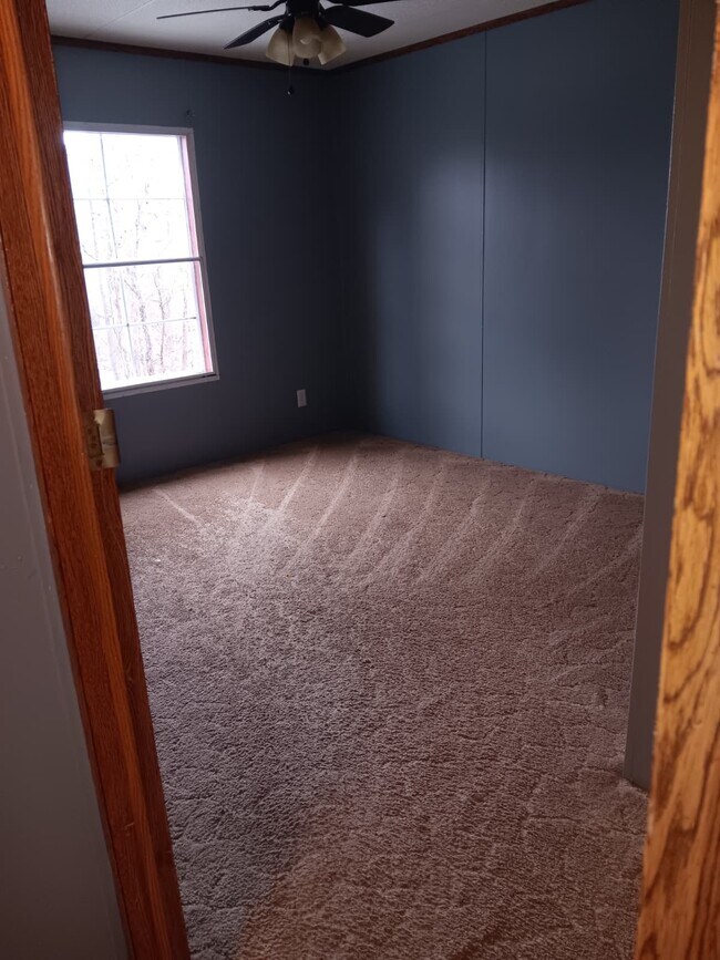 Photo - 430 Lytle Cove Rd