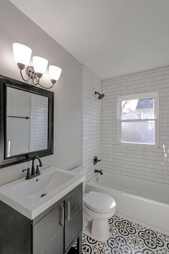 Newly Renovated 3 Bedroom Cape Cod - Newly Renovated 3 Bedroom Cape Cod