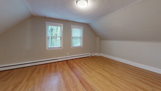 Photo - 310 Lowell St