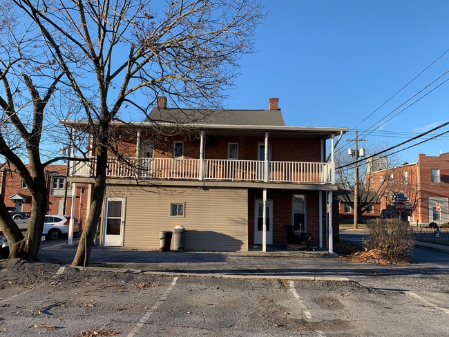 Photo - Duplex For Rent