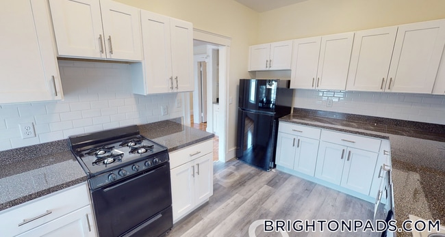 Photo - 130 Englewood Ave Unidad 3