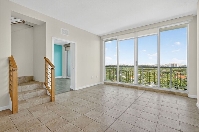 Photo - 2021 SW 3rd Ave