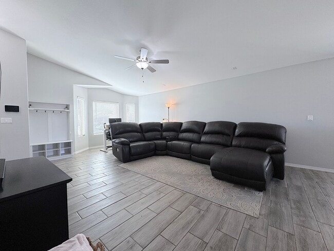 Photo - Beautiful 3 Bed 2 Bath with Refrig A/C!