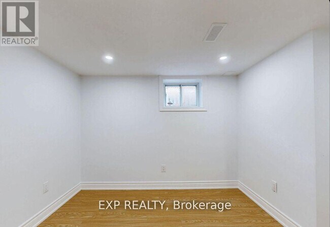 Photo - 45 Blaisdale Rd