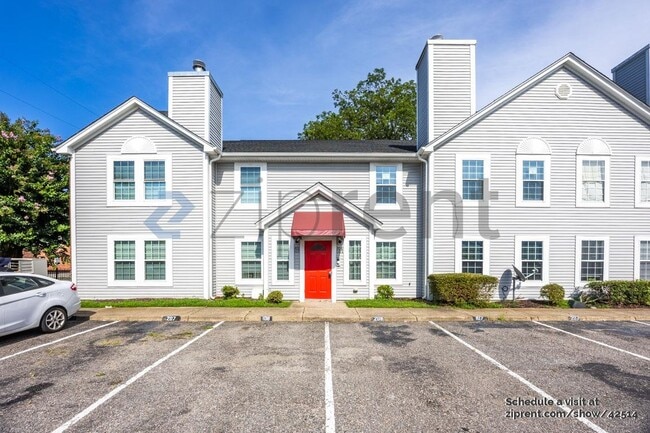 Building Photo - 357 Fort Worth Ave Rental
