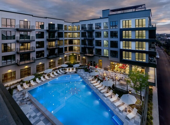 Photo - REV by Vermella