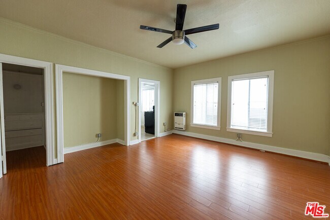 Building Photo - 661 Shatto Pl Unit 405 Rental