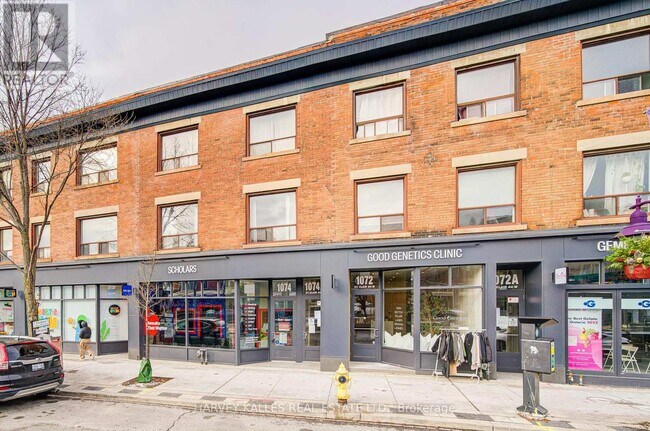 Photo - 1074 St Clair Ave W Unit 4