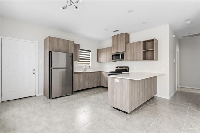 Photo - 10 N Alexandrite Ave Unidad 1