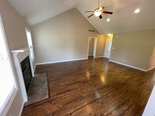 Photo - Fantastic Home in Shelbyville!