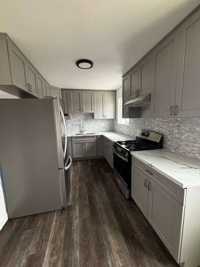 Photo - 1674 W 36th Pl Unidad 4