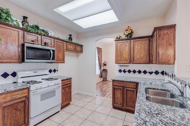 Photo - 4521 Highridge Dr