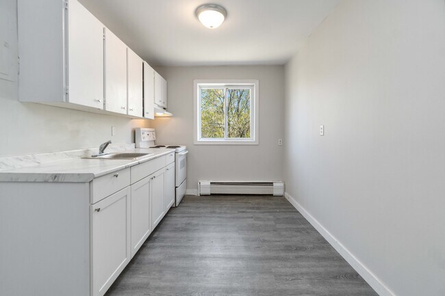 Building Photo - 721 Earlscourt Dr