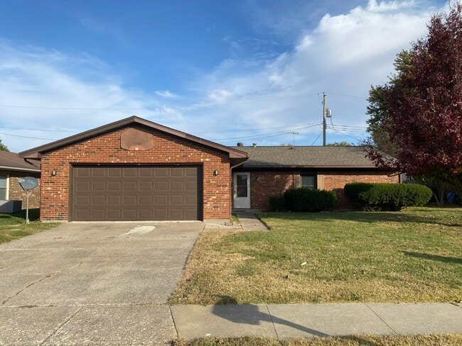 Building Photo - 2715 Lookout Dr Rental