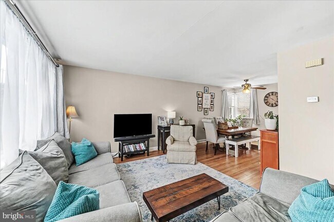 Photo - 4 S Chester Ave