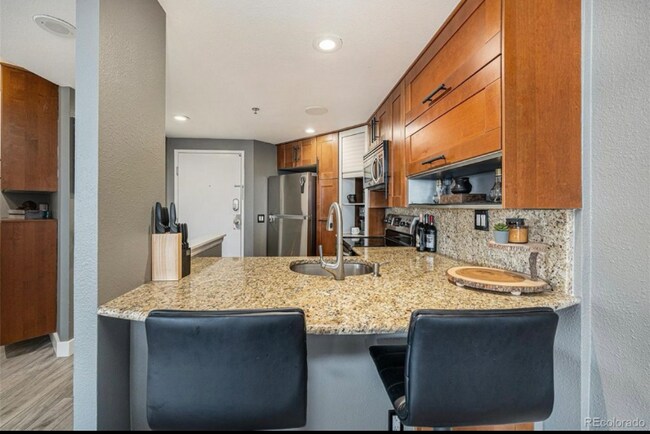 Photo - 100 Park Ave W Unit 2005