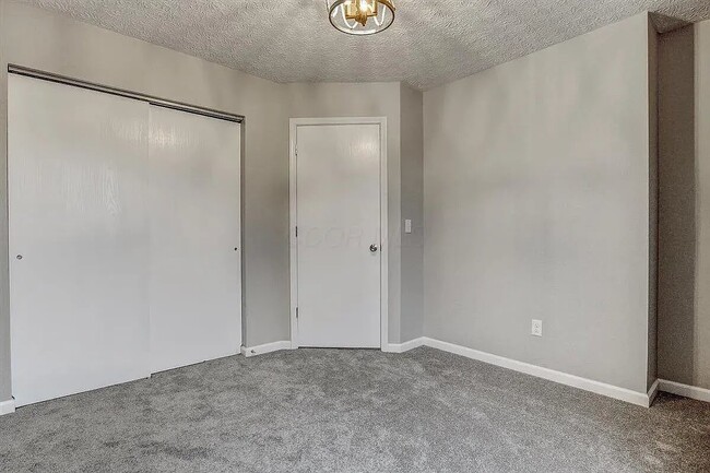 Photo - 1962 Manley Way