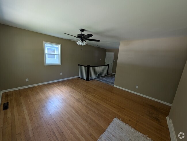 Building Photo - 1940 SW Quivira Dr Rental