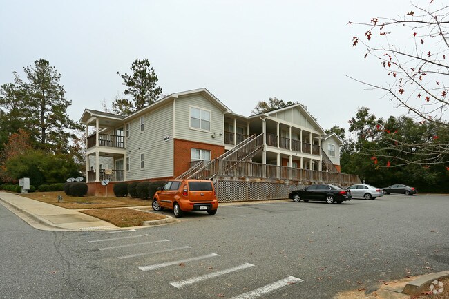 Photo - Lexington Woods Apartments