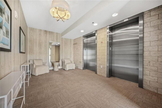 Photo - 1100 Howell Mill Rd NW Unit 708