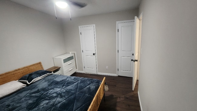 Photo - 3512 Holmes Ave