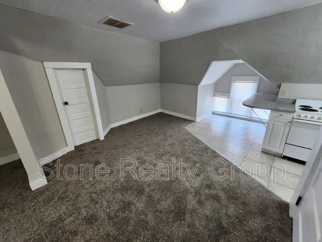 Photo - 22 Blakely Ave Unit B