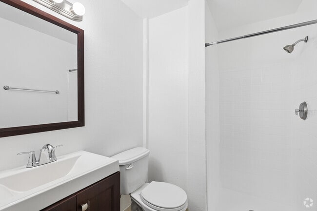 Studio - 288-340SF - Bathroom