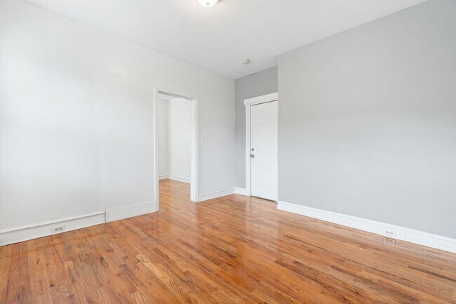 Photo - 156 Shepard Ave