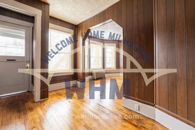 Photo - 2251 N 41st St