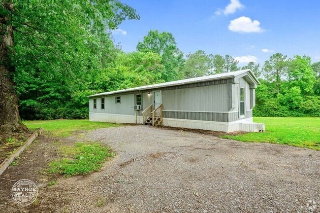 Building Photo - 121 Wood Church Rd Rental