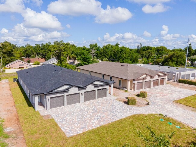 Building Photo - For Rent - 231 N Pine Ave, Oviedo, FL Rental