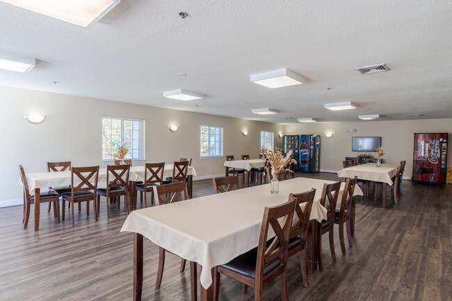 Kings Crest Seniors Apartments