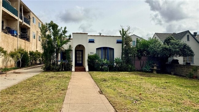 Photo - 2056 Meridian Ave