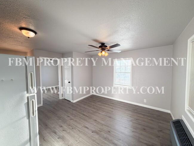 Photo - 1509 S Oak Grove Rd Unit D