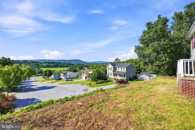 Photo - 1183 River Bend Ct