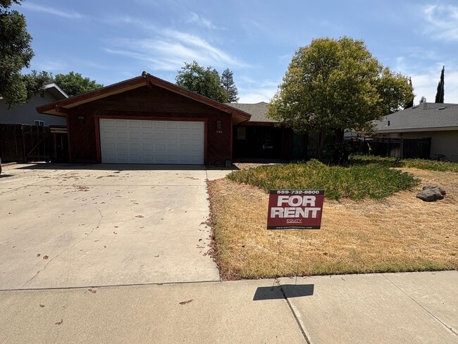 NW Reedley Home Near Shopping Center Rent ... - NW Reedley Home Near Shopping Center Rent ...
