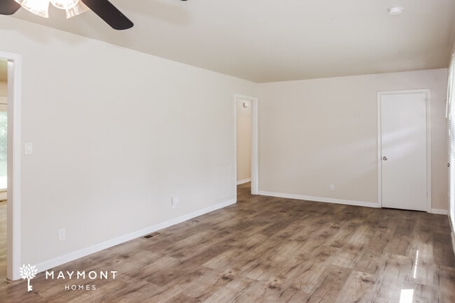 Photo - 2504 Trail Ridge Rd NW