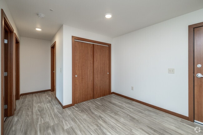 2BA, 1BA - 957SF - Dining Room - Timberfield Apartments