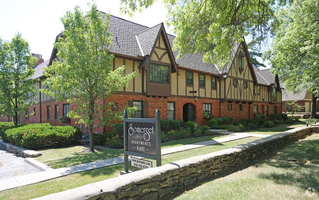 Building Photo - Somerset Apartments