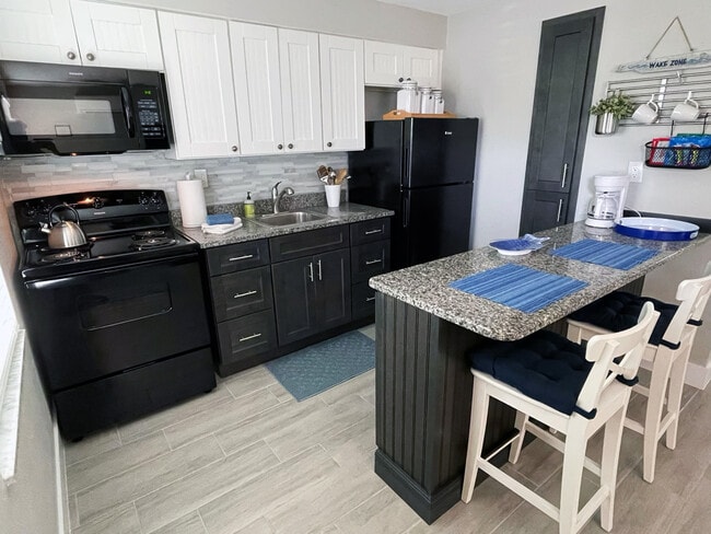 Brand new kitchen appliances & granite countertops - The Cottages at Punta Villas