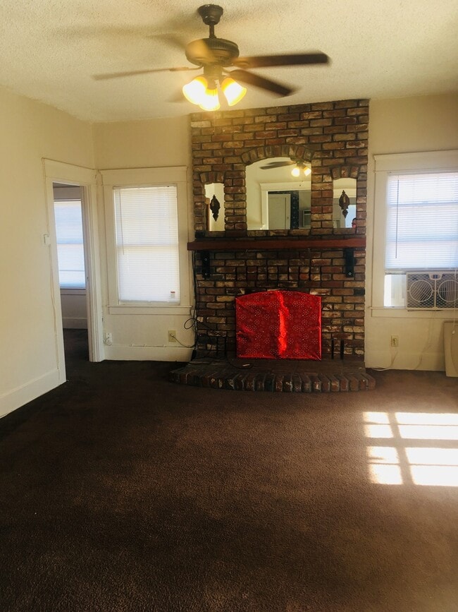 Photo - 2-Story Country home!