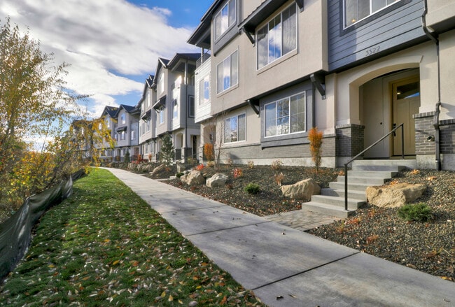 Photo - 3322 E Exacta Ln