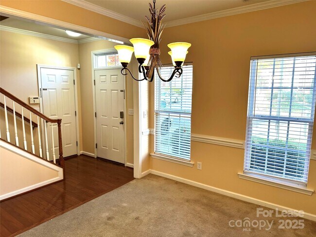 Photo - 7946 Mariners Pointe Cir