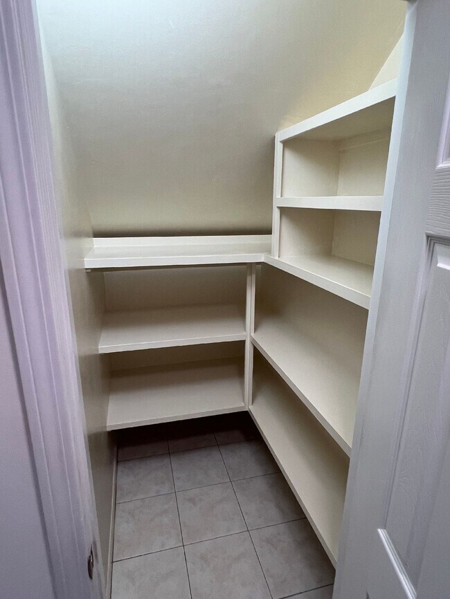 Photo - 675 Central St Unidad #1