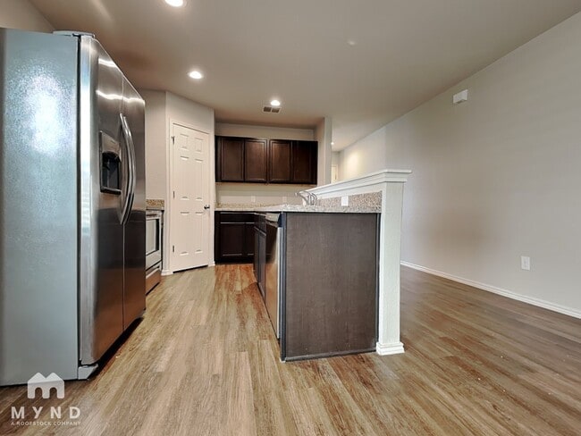 Photo - 9421 Apple Ridge Ln