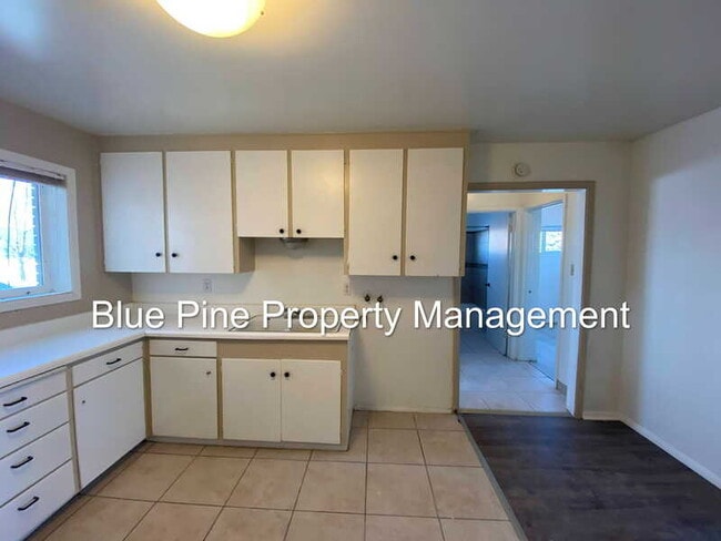 Photo - 3372 E Iona Rd Unit 2