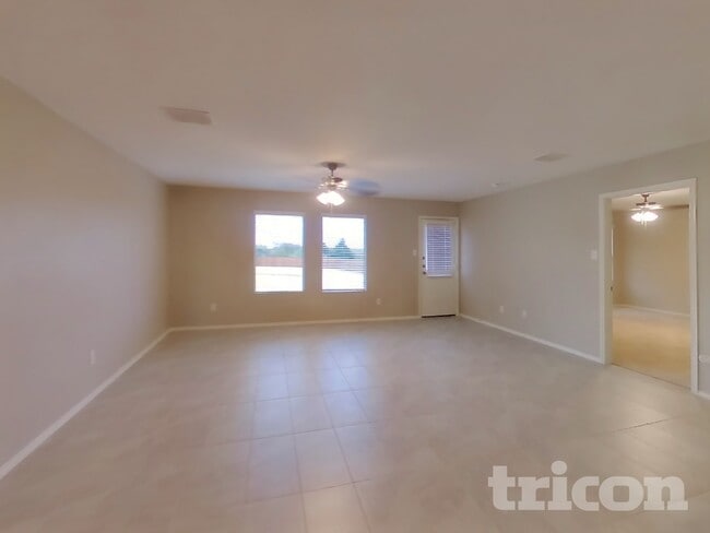 Photo - 1705 Clairborne Ct