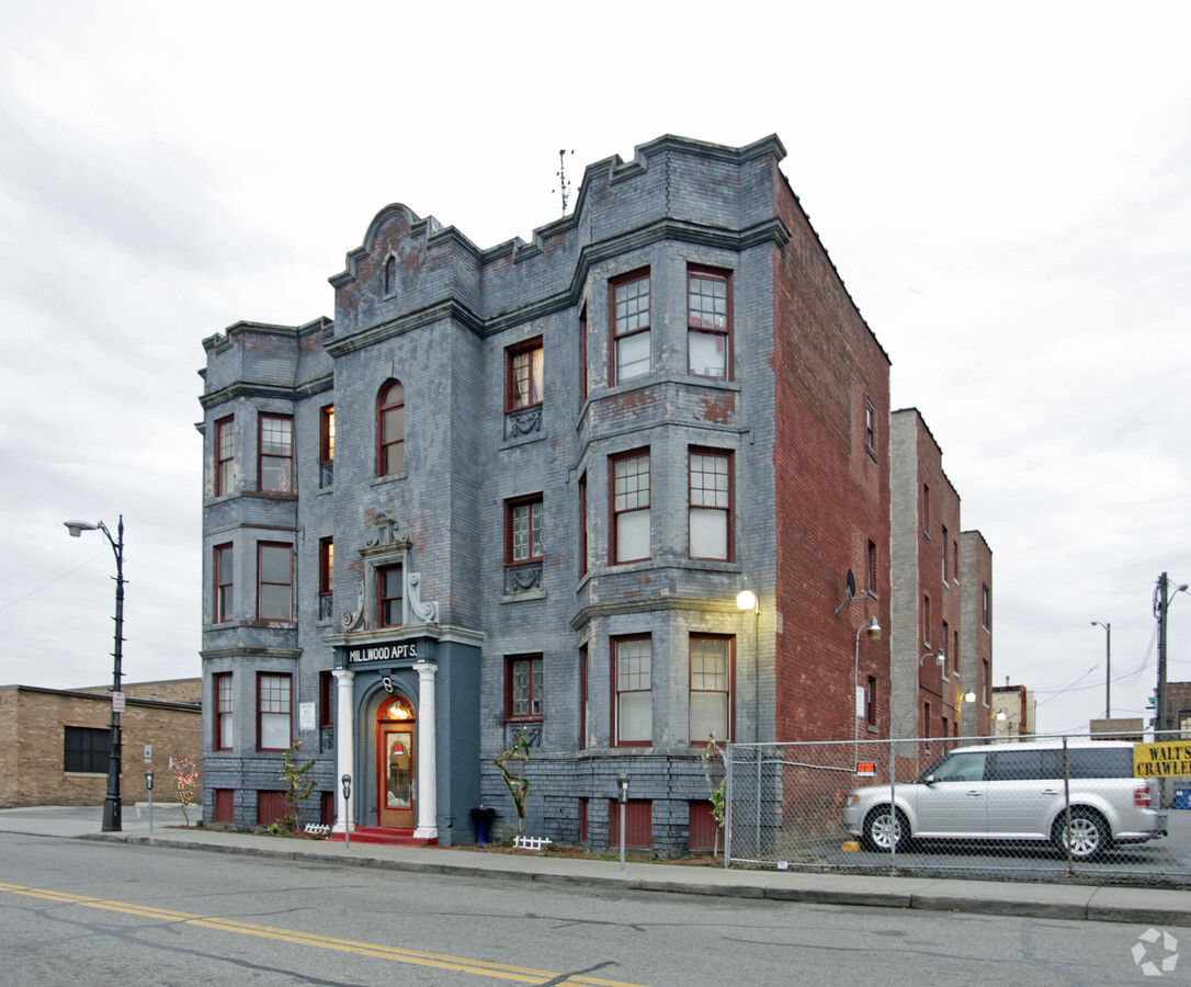 Photo - Millwood Apartments
