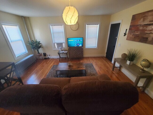 Photo - 132 Wesleyan Ave Unit ID1373650P