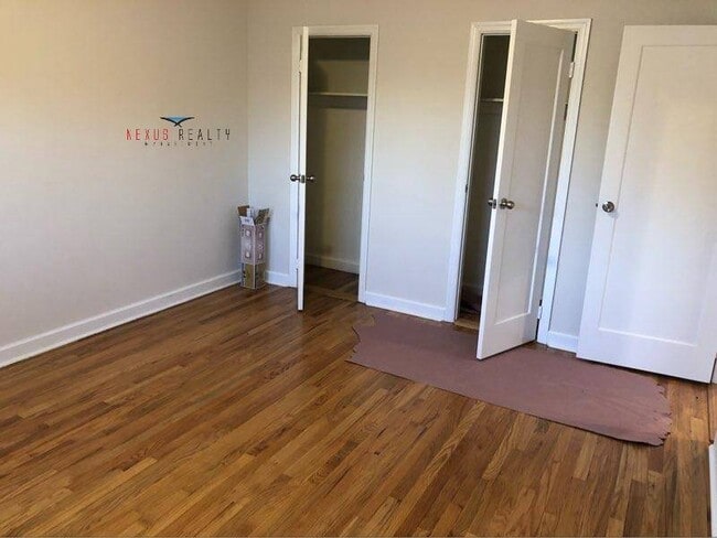 Photo - 233-75 87th Ave